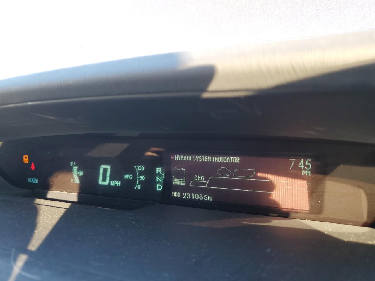 2015 Toyota Prius - Image 9