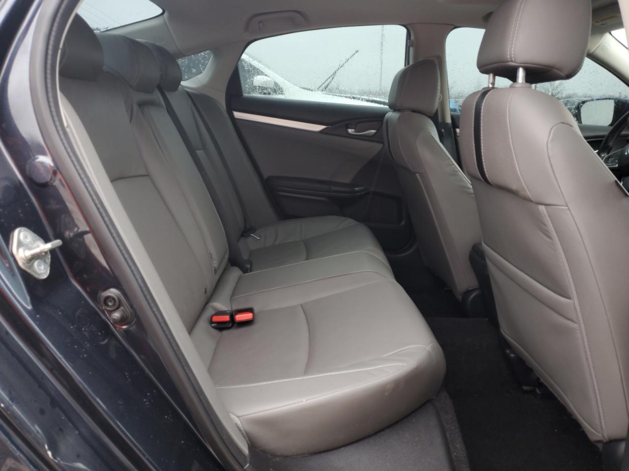 2017 Honda Civic - Image 10