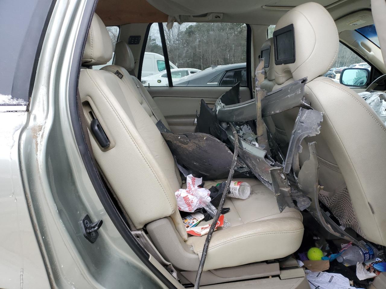 2006 Volvo XC90 - Image 12