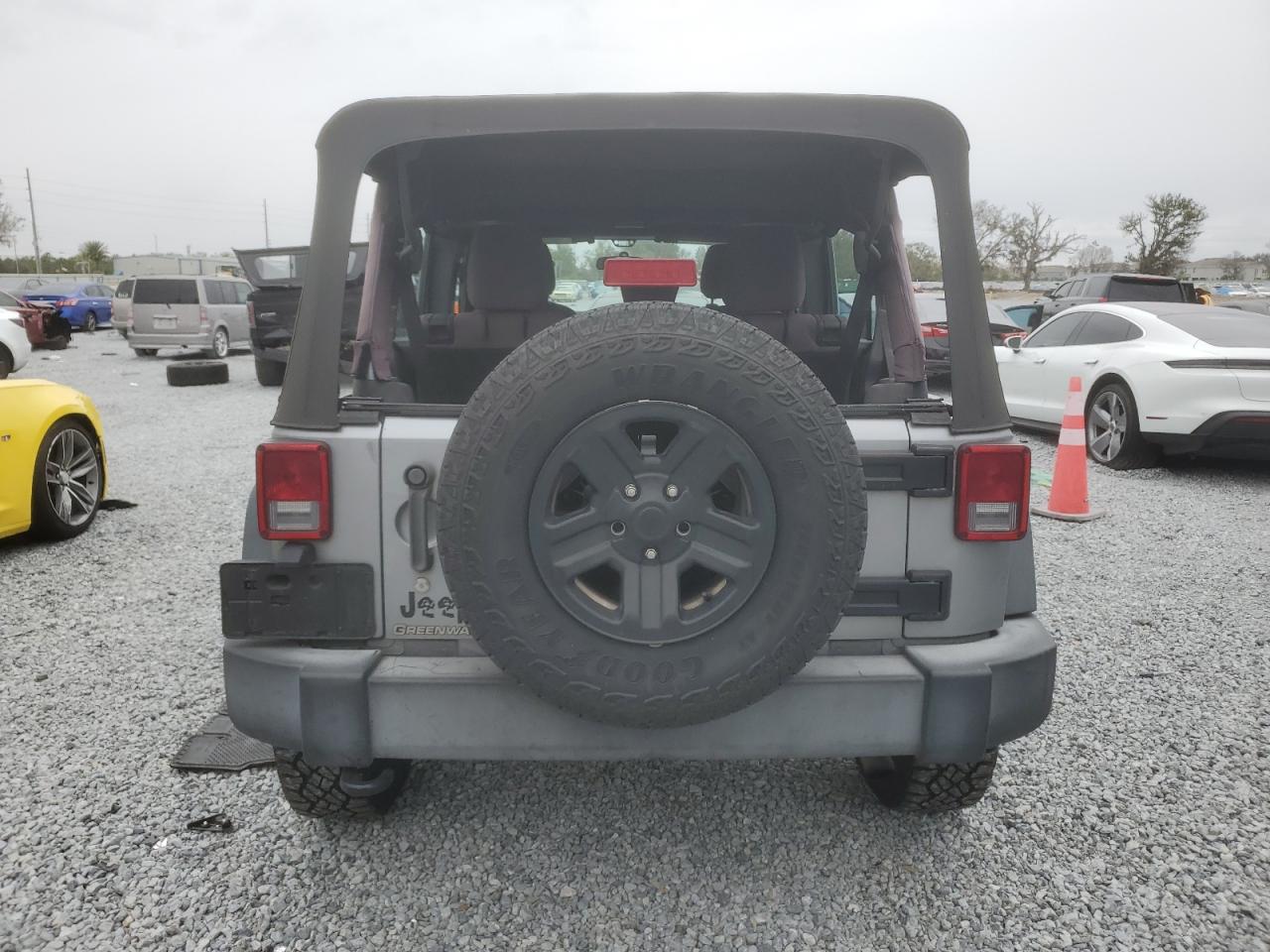 2015 Jeep Wrangler - Image 6