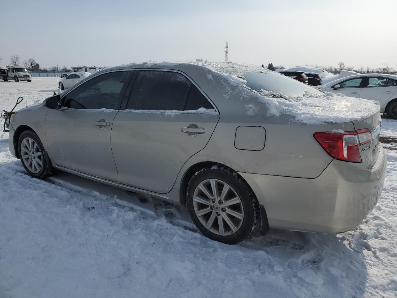 2014 Toyota Camry - Image 2