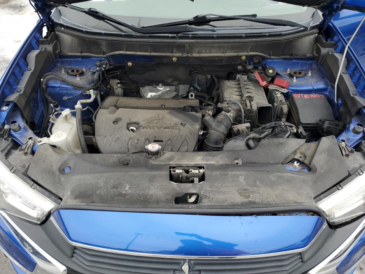 2017 Mitsubishi Outlander - Image 13