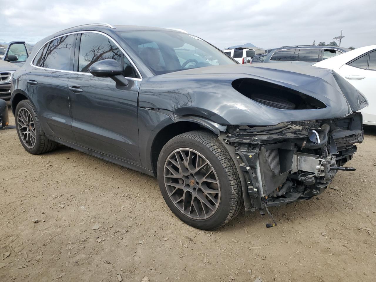 2018 Porsche Macan - Image 4