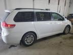 2014 Toyota Sienna Xle იყიდება Lexington-ში, KY - Undercarriage