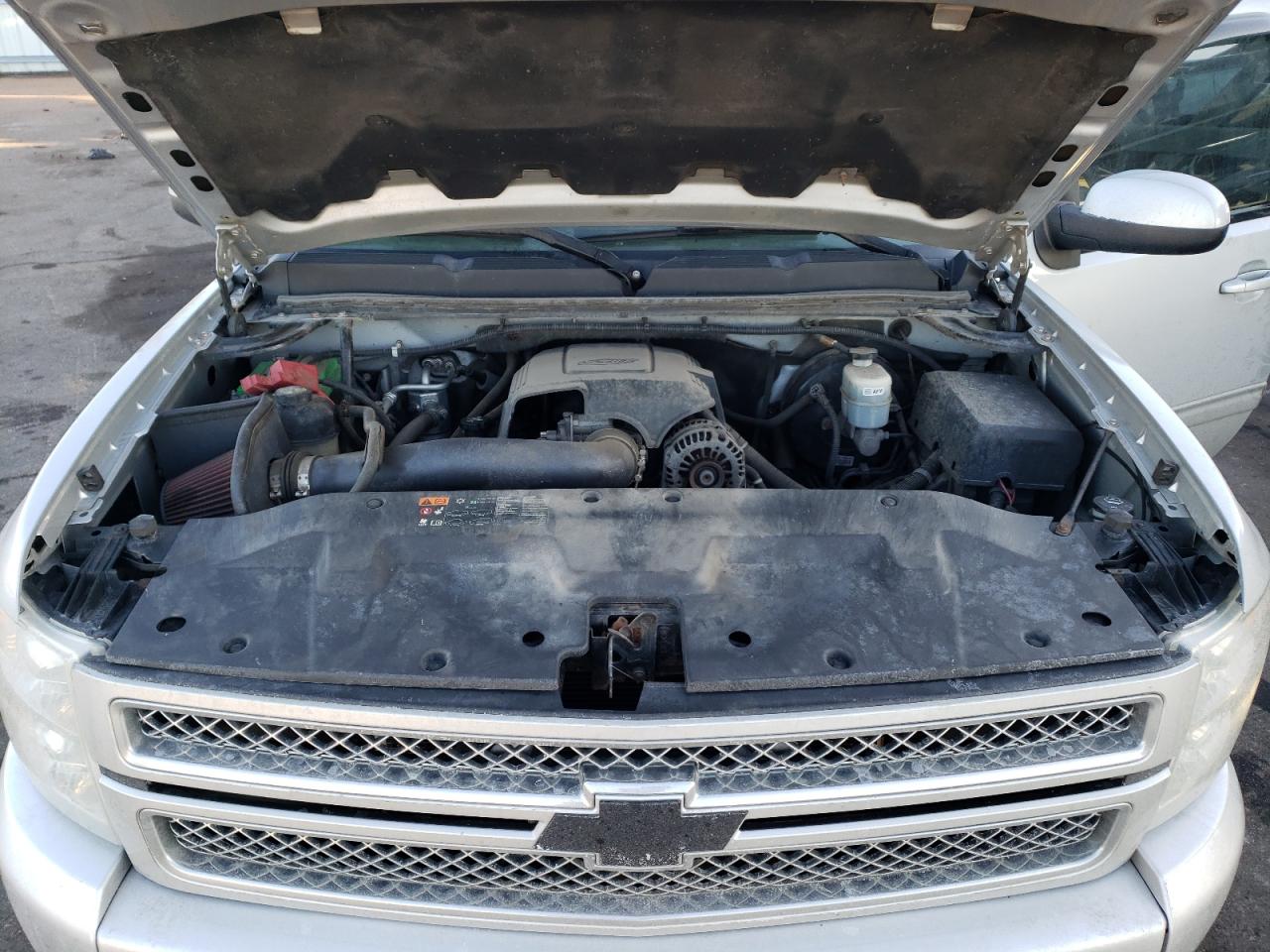 2012 Chevrolet Silverado - Image 12