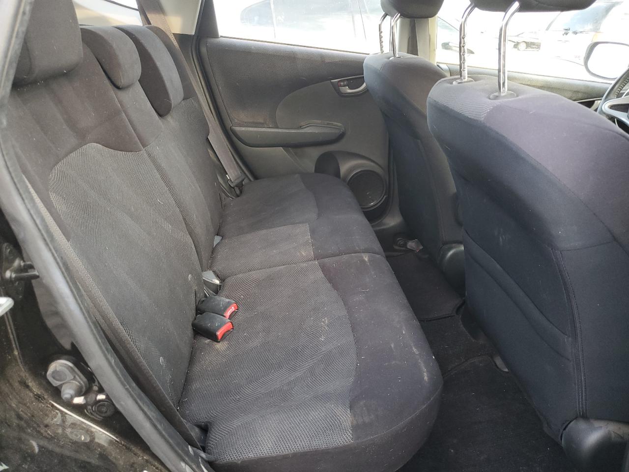 2011 Honda Fit - Image 10