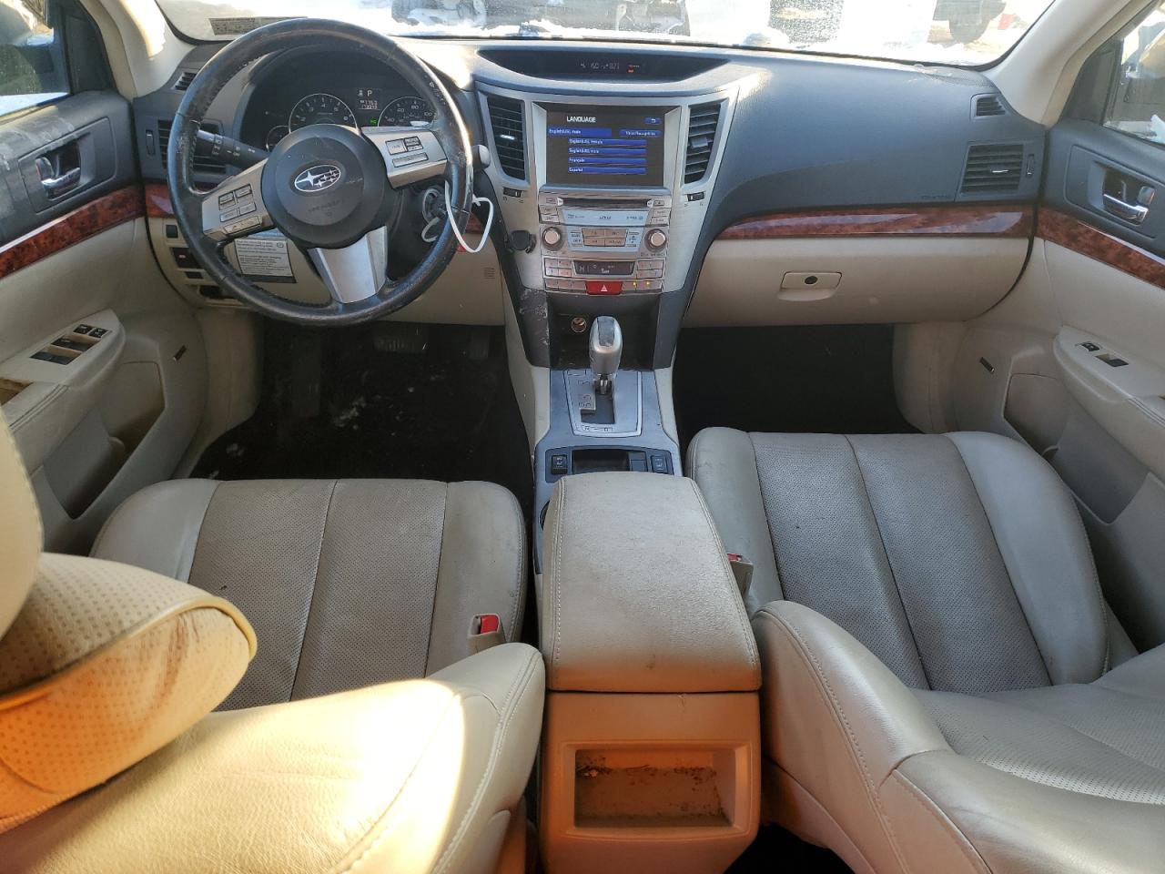 2011 Subaru Outback - Image 8