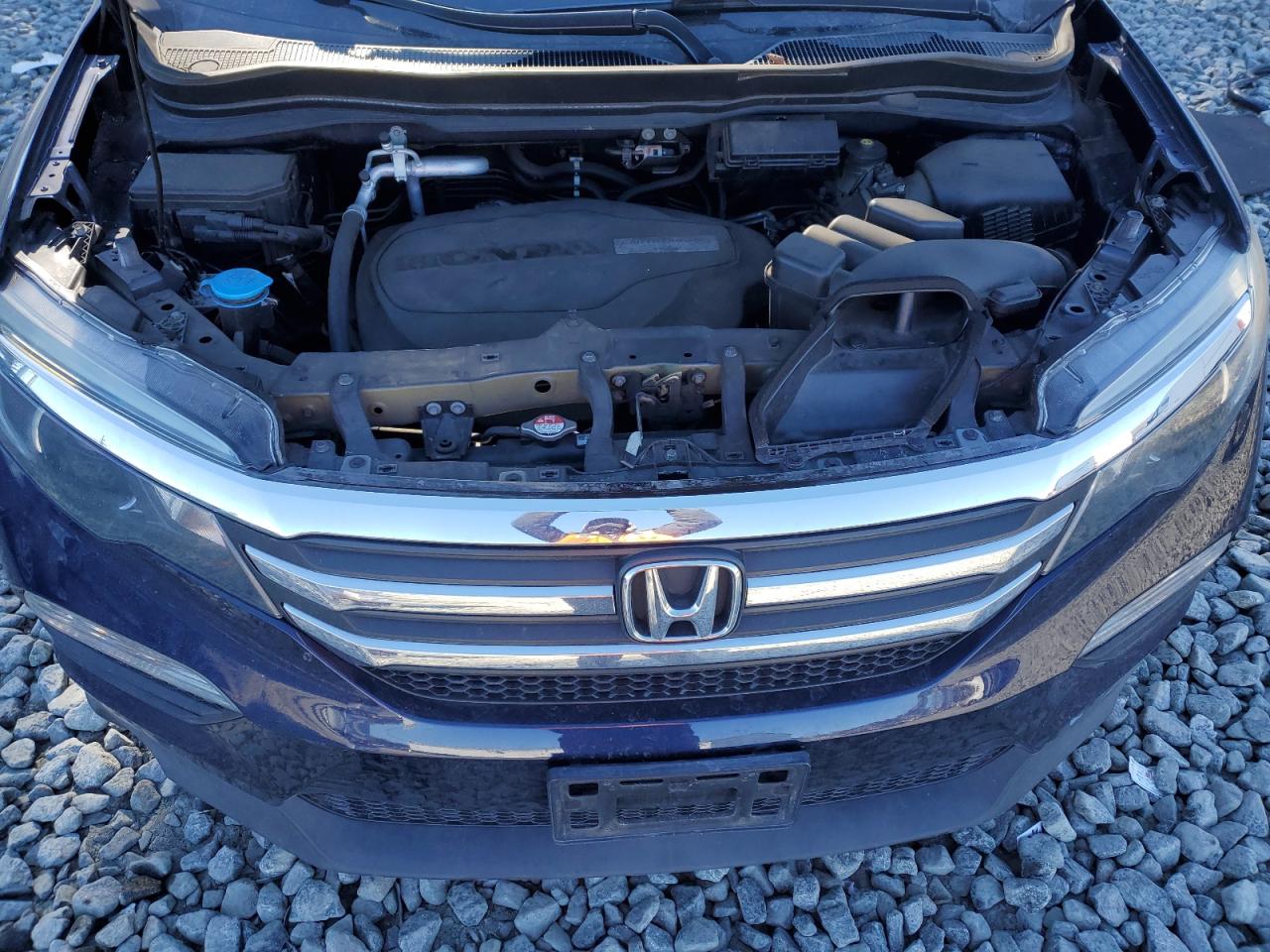 2018 Honda Pilot - Image 13