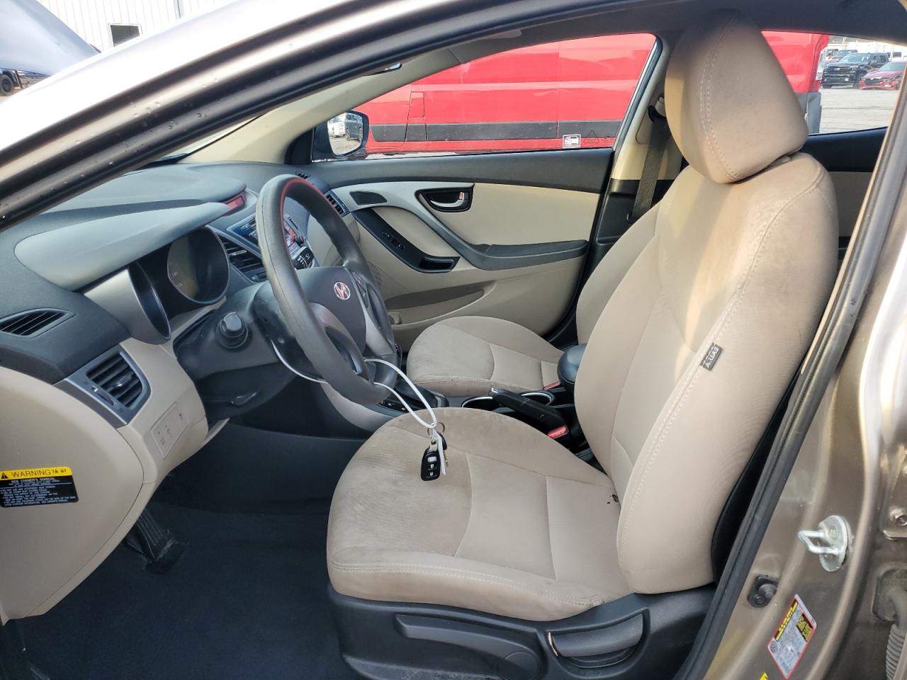 2016 Hyundai Elantra - Image 7