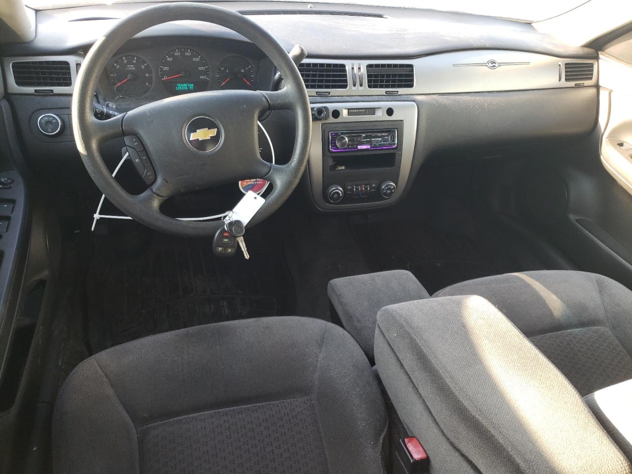 2010 Chevrolet Impala - Image 8