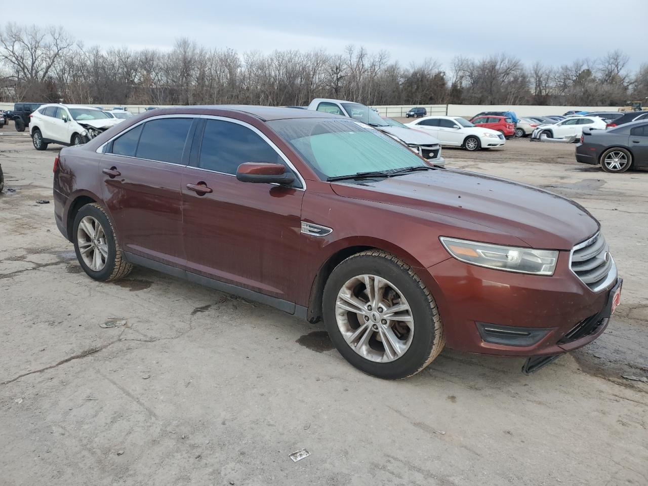 2015 Ford Taurus - Image 4