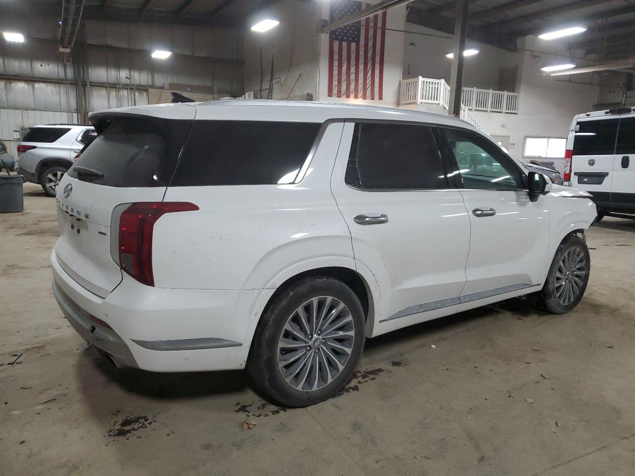 2024 Hyundai Palisade - Image 3