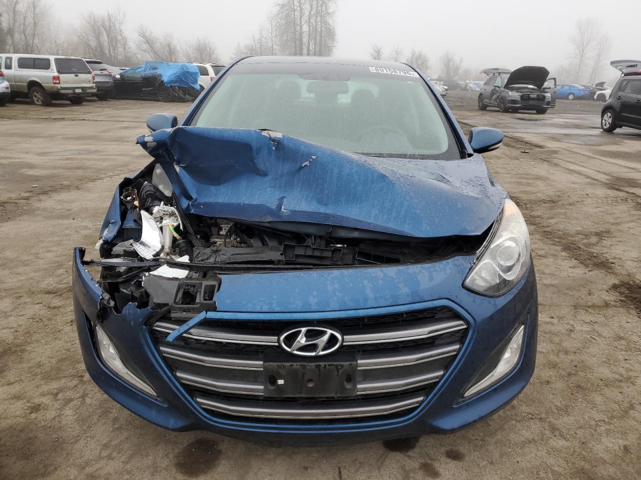 2016 Hyundai Elantra - Image 5