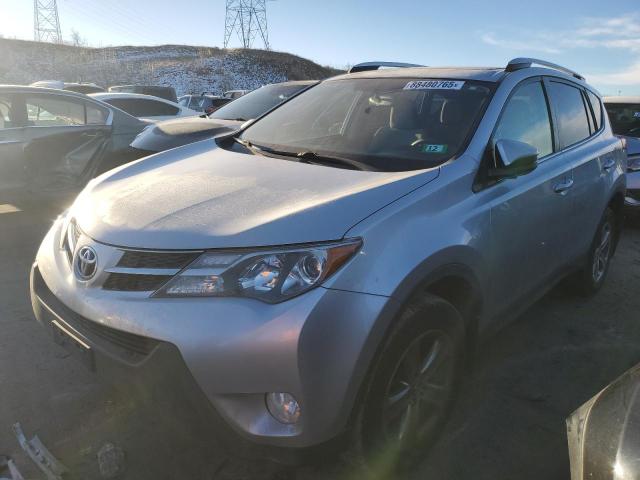  TOYOTA RAV4 2015 Srebrny