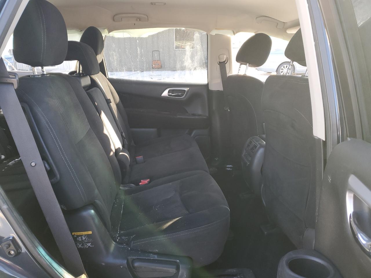 2013 Nissan Pathfinder - Image 11