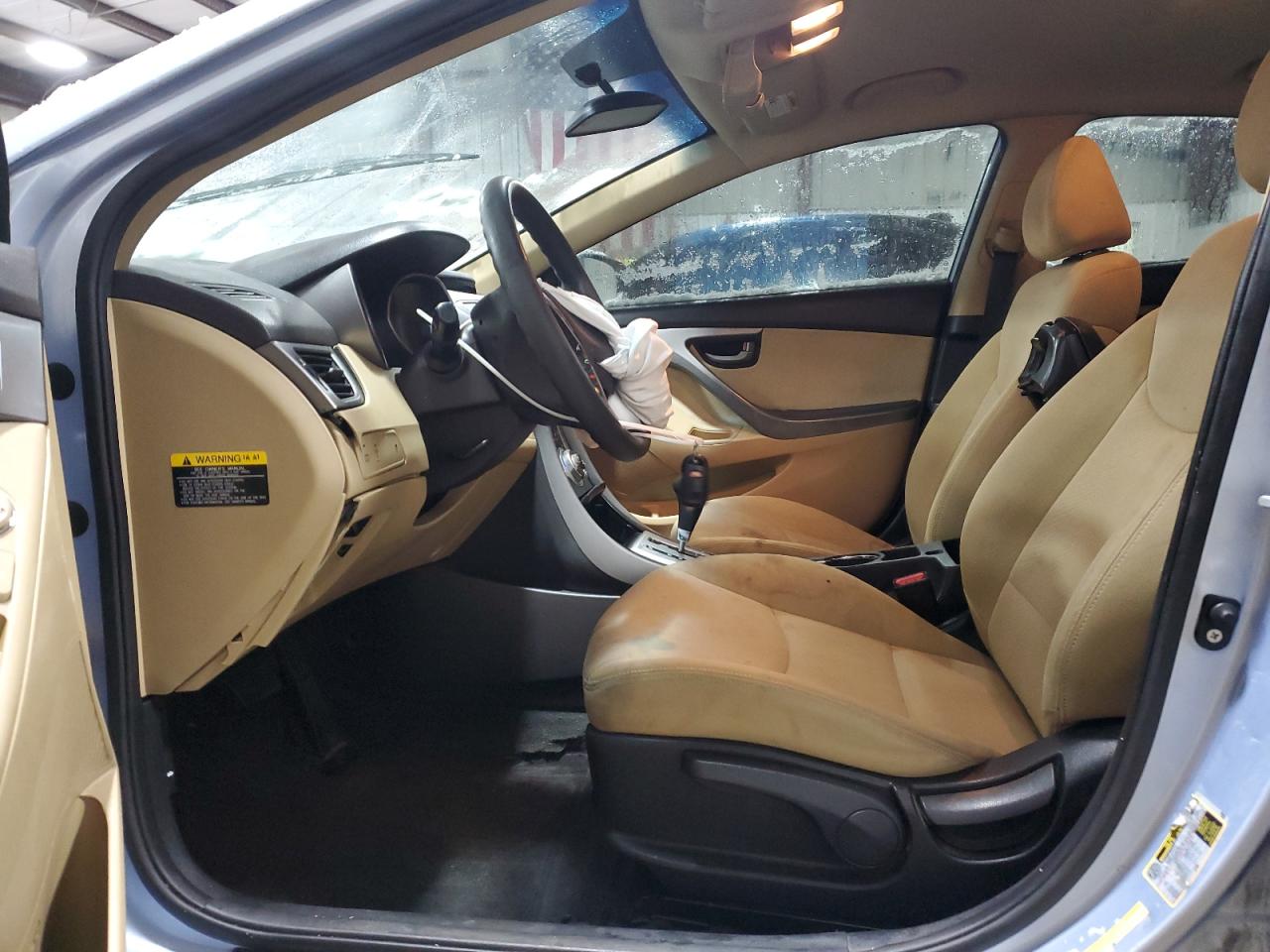 2012 Hyundai Elantra - Image 7