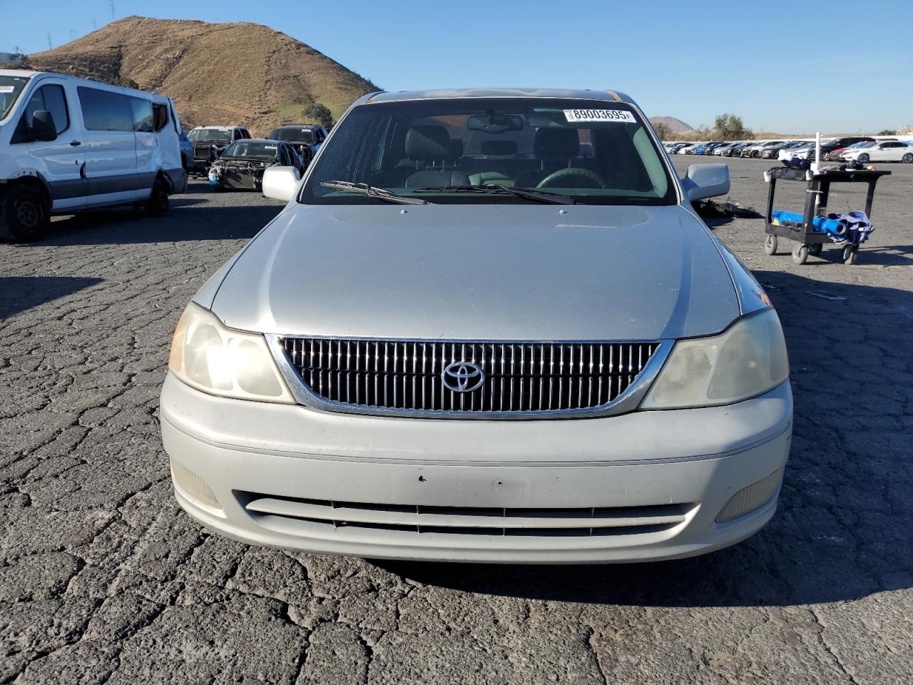 2000 Toyota Avalon - Image 5