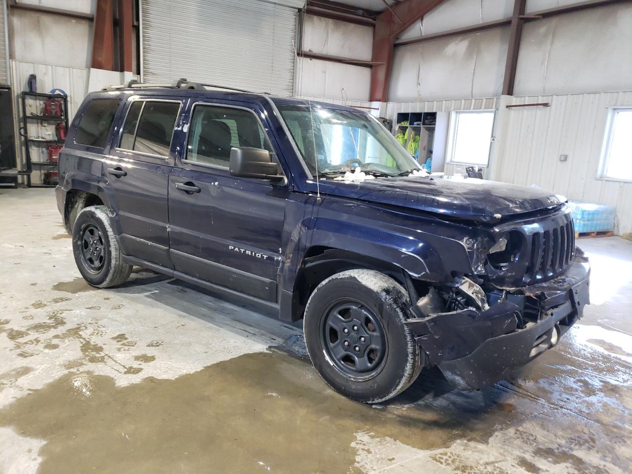 2015 Jeep Liberty (Patriot) - Image 4