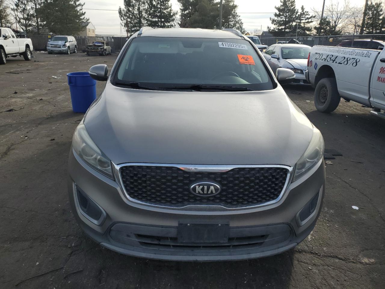 2016 Kia Sorento - Image 5