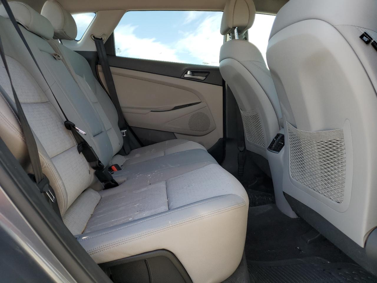 2017 Hyundai Tucson - Image 11