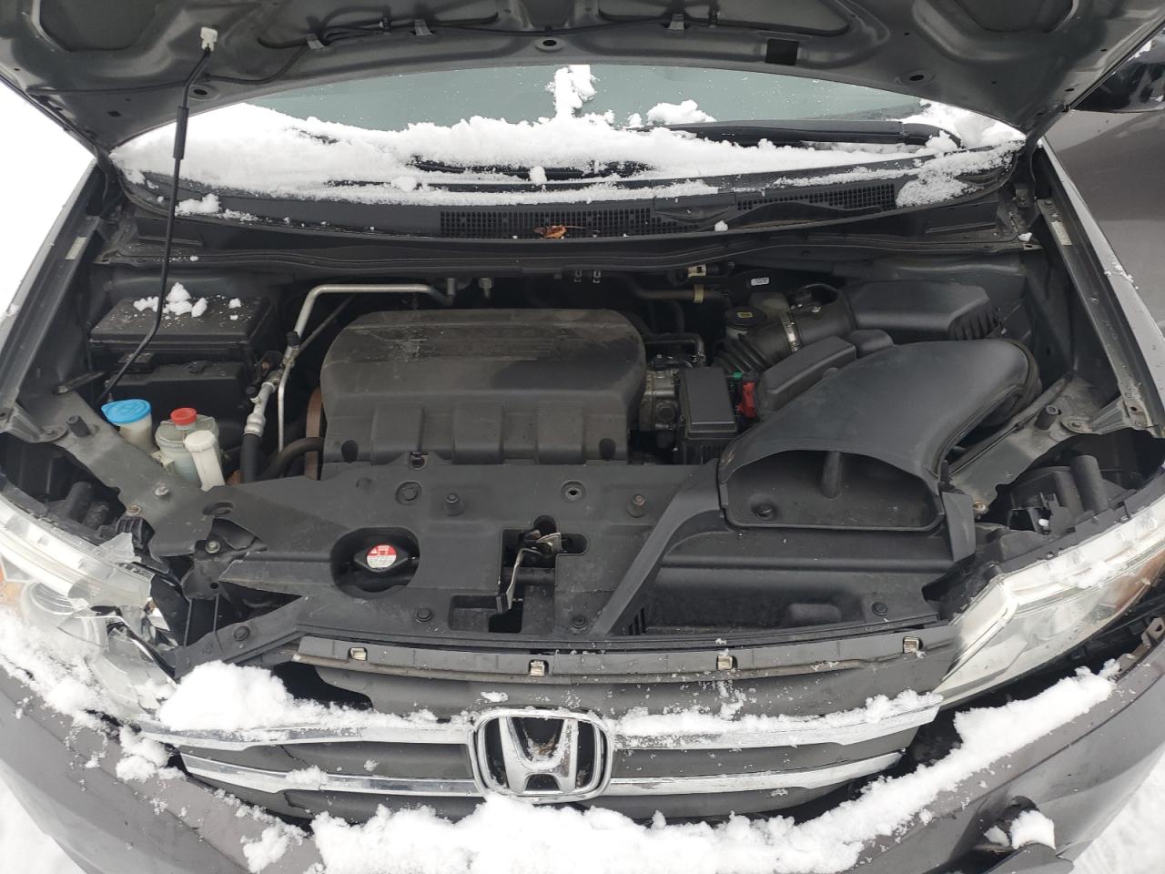 2011 Honda Odyssey - Image 12