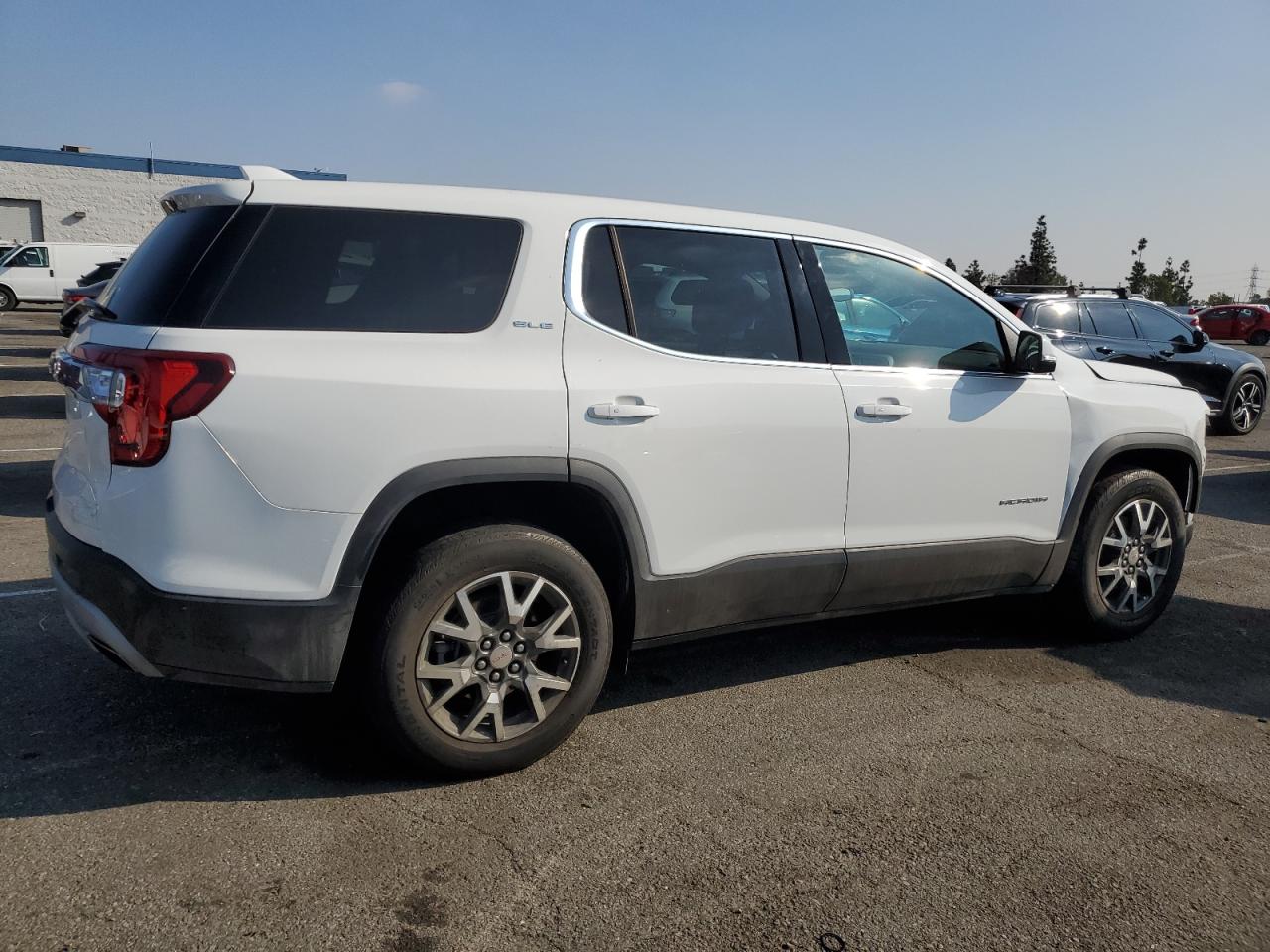 2022 GMC Acadia - Image 3