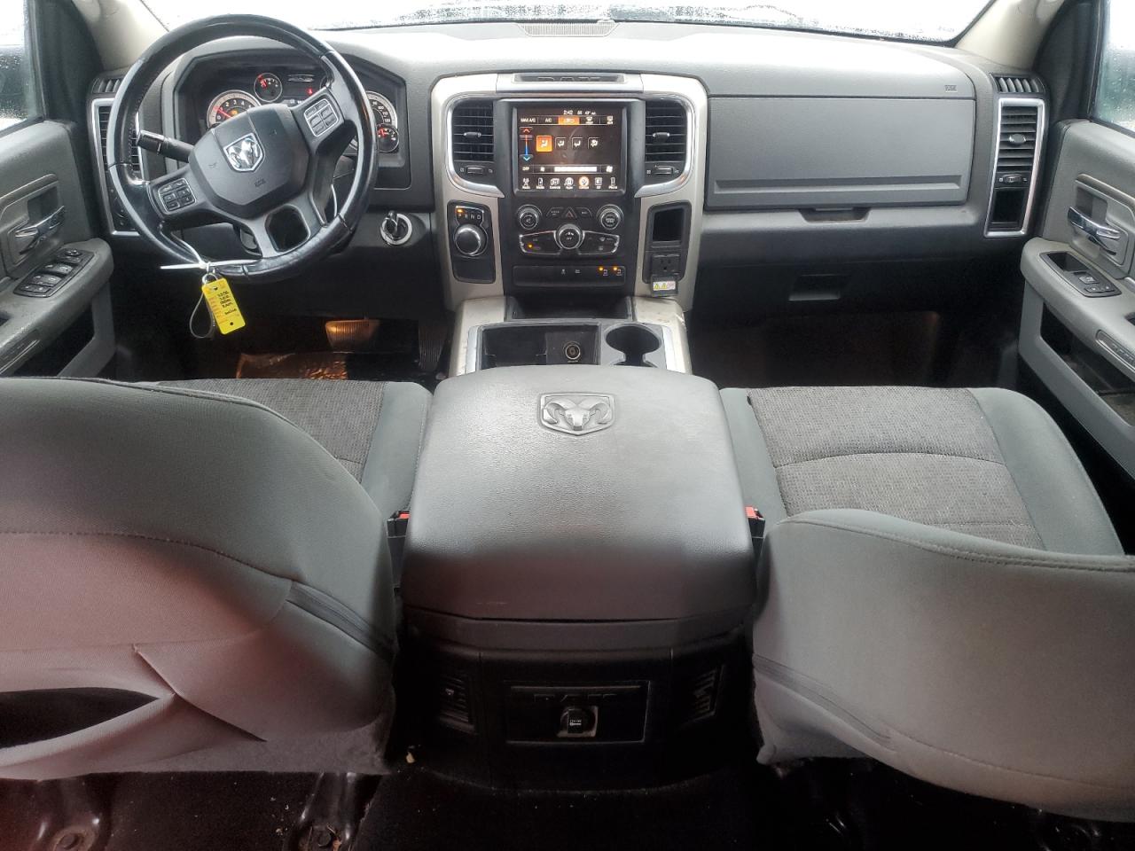 2015 RAM 1500 - Image 8