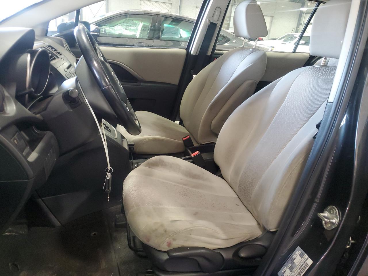 2012 Mazda 5 - Image 7