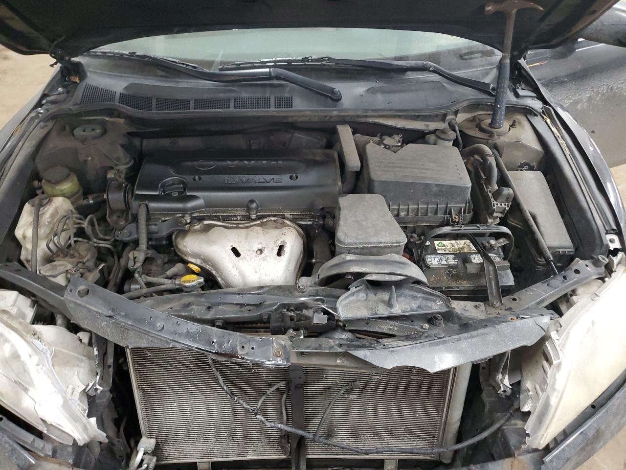 2009 Toyota Camry - Image 12