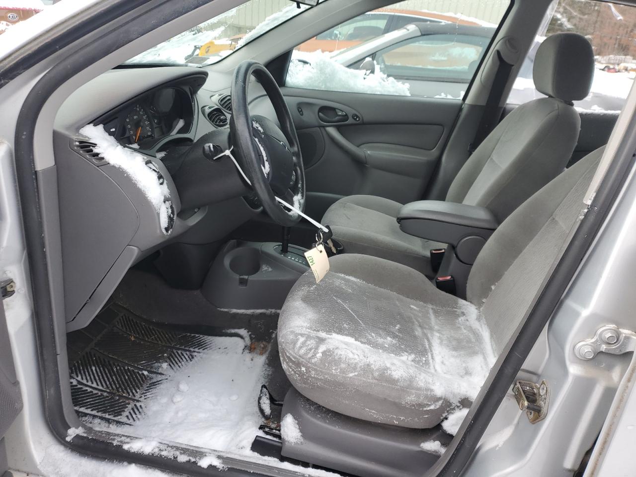 2001 Ford Focus - Image 7