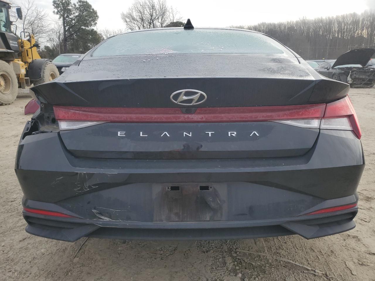 2021 Hyundai Elantra - Image 6