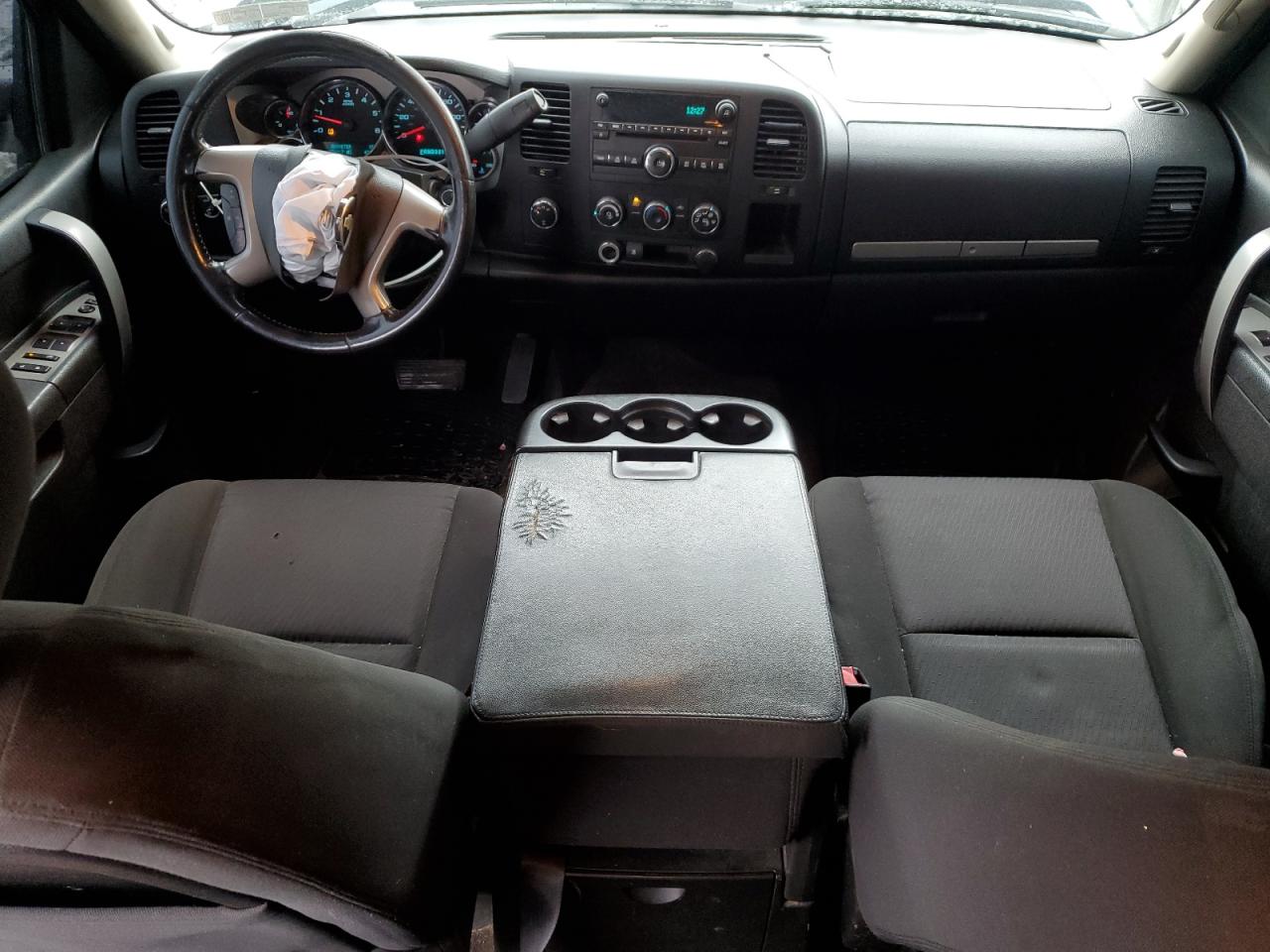 2011 Chevrolet Silverado - Image 8