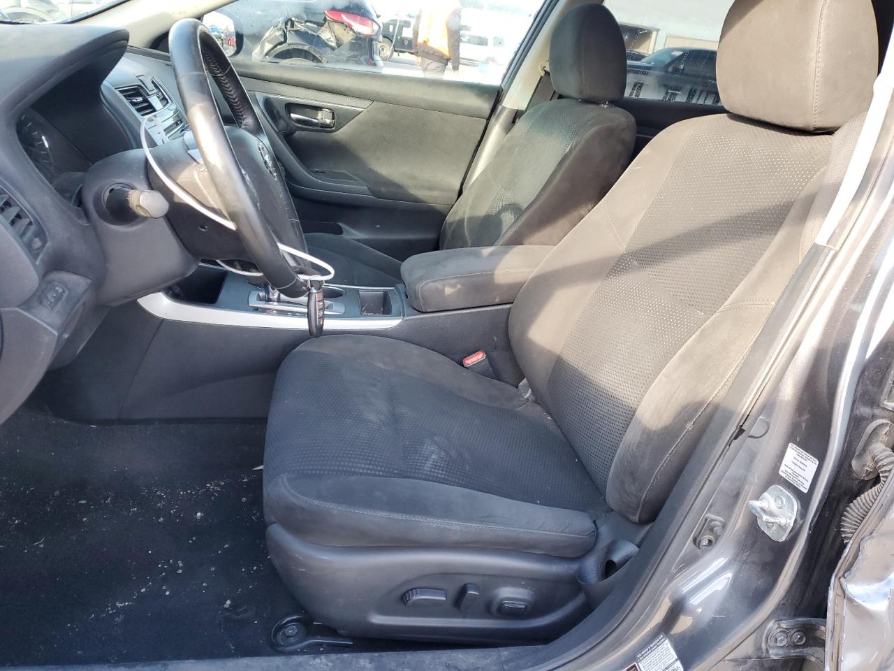 2015 Nissan Altima - Image 7