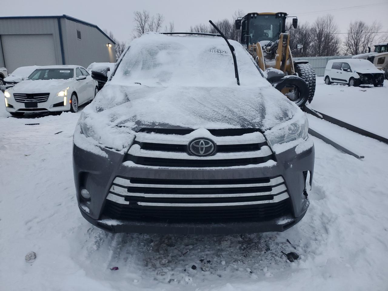 2018 Toyota Highlander - Image 5