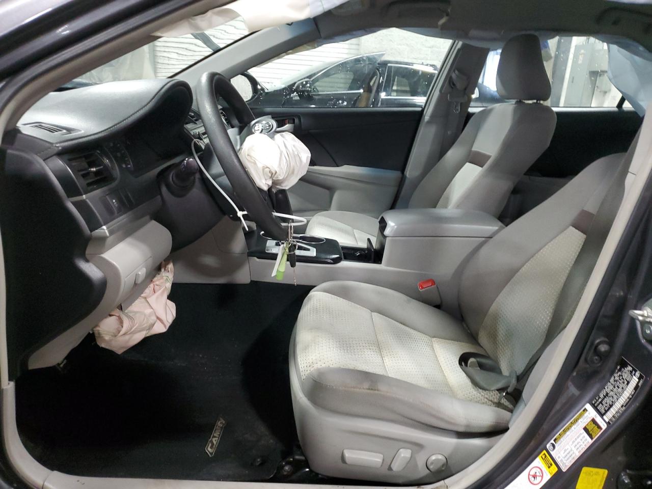 2014 Toyota Camry - Image 7