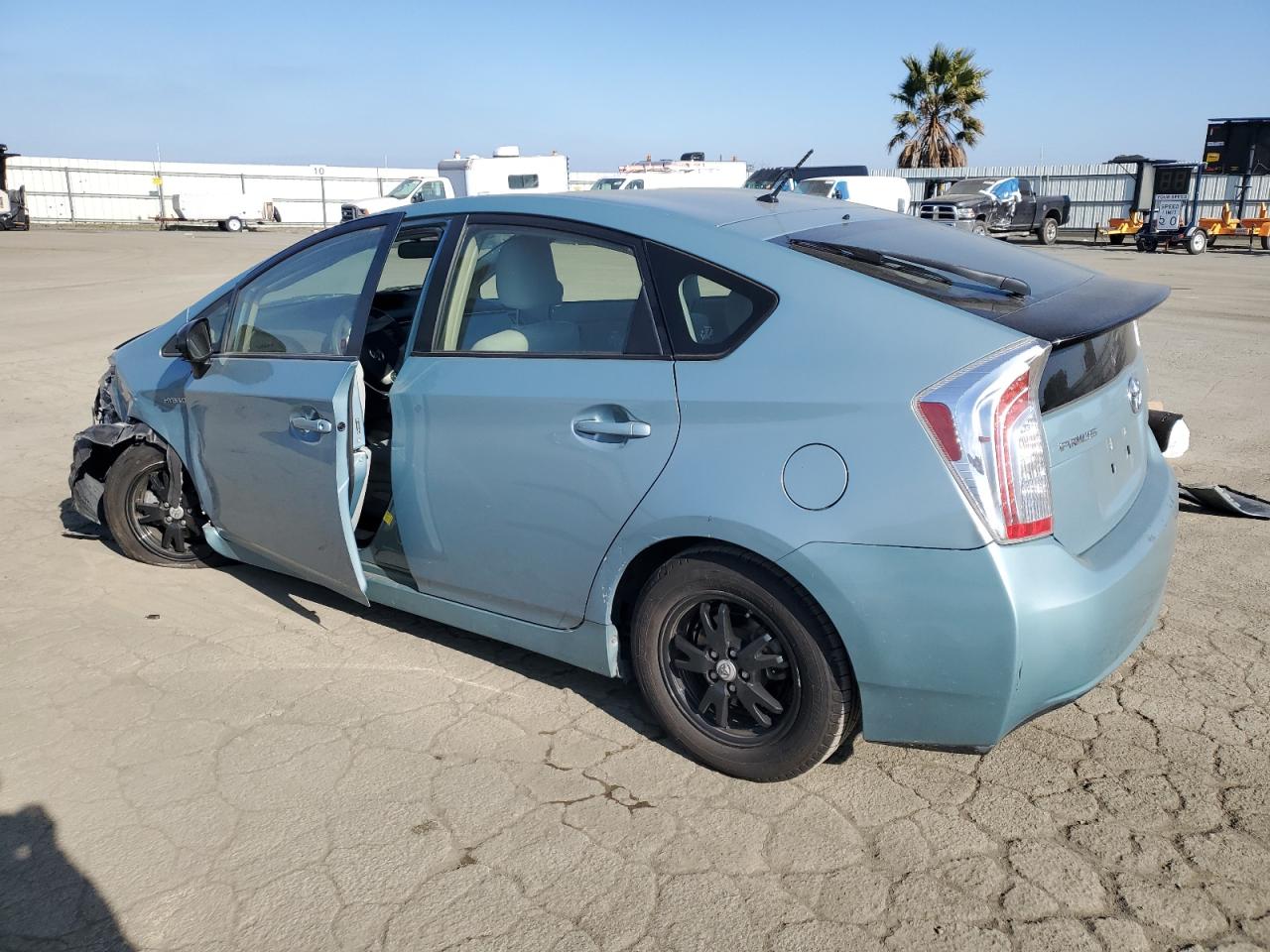 2012 Toyota Prius - Image 2