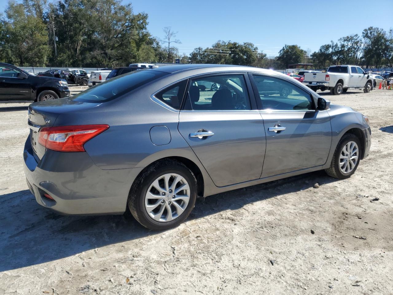2019 Nissan Sentra - Image 3