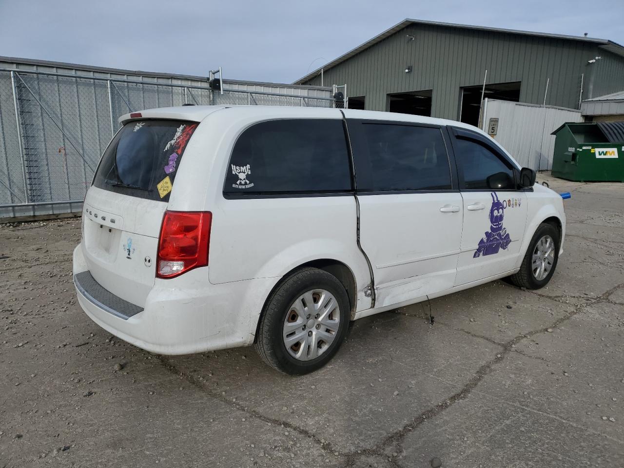 2015 Dodge Caravan - Image 3