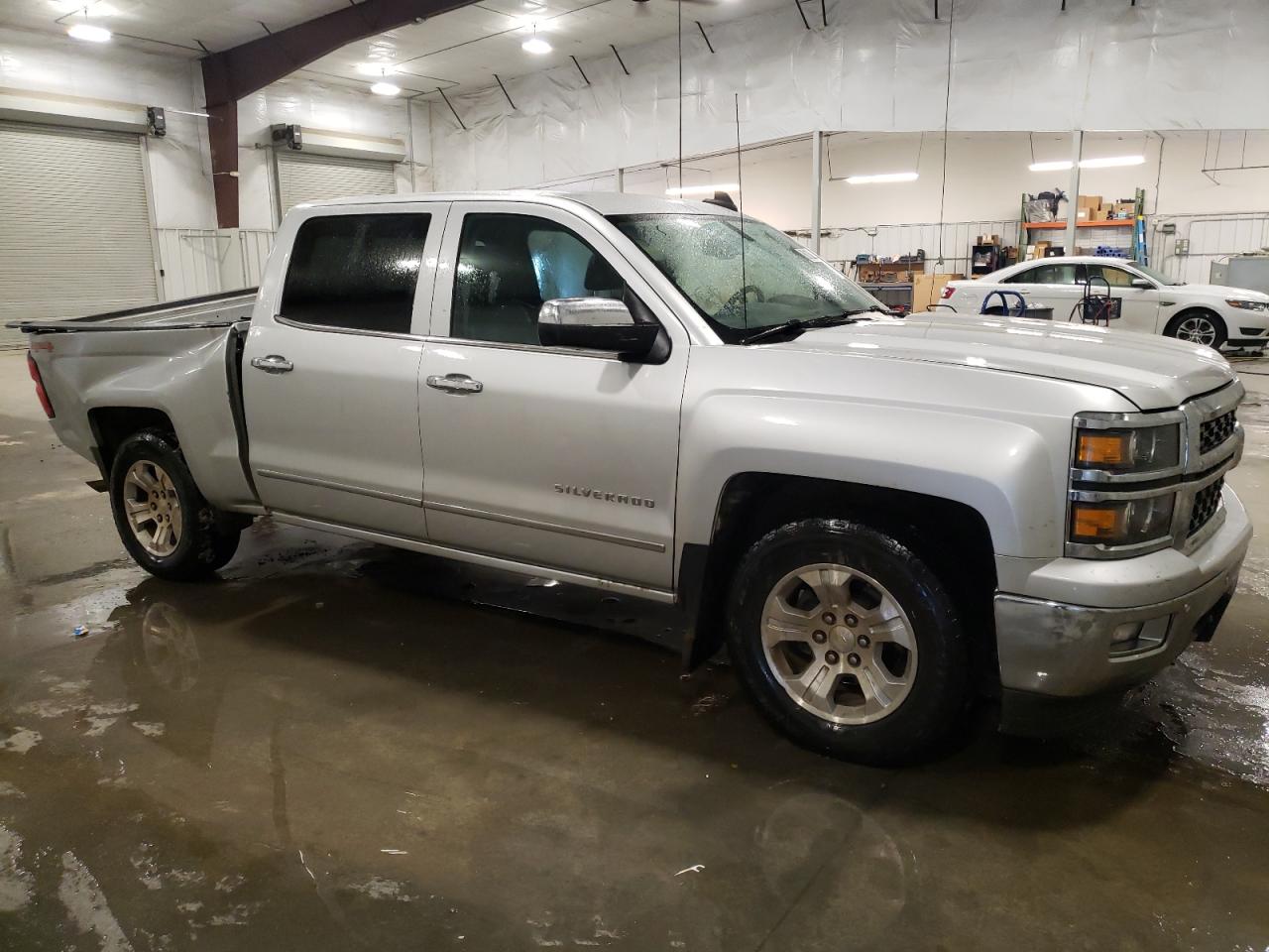 2015 Chevrolet Silverado - Image 4