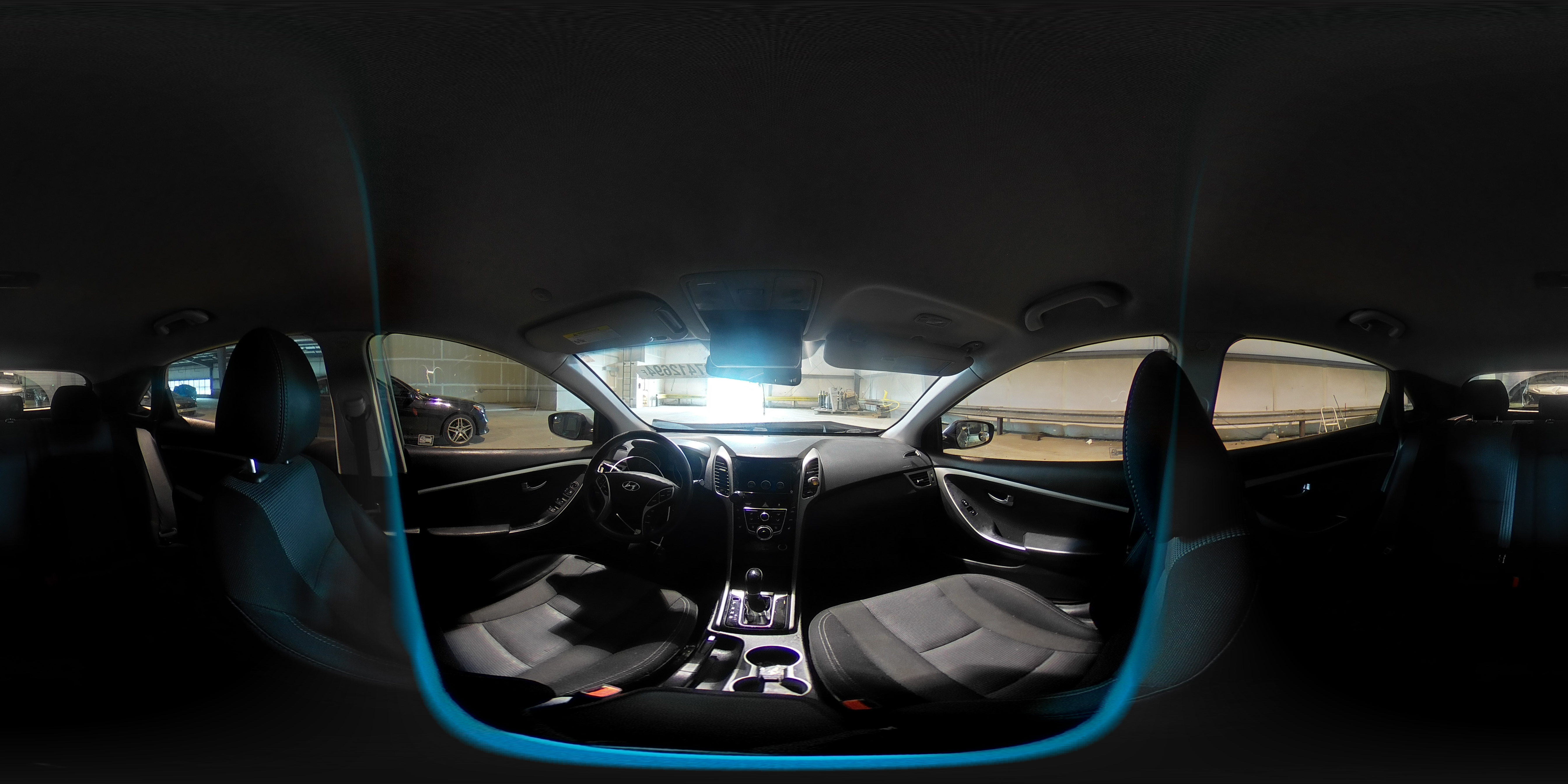2014 Hyundai Elantra - Image 13
