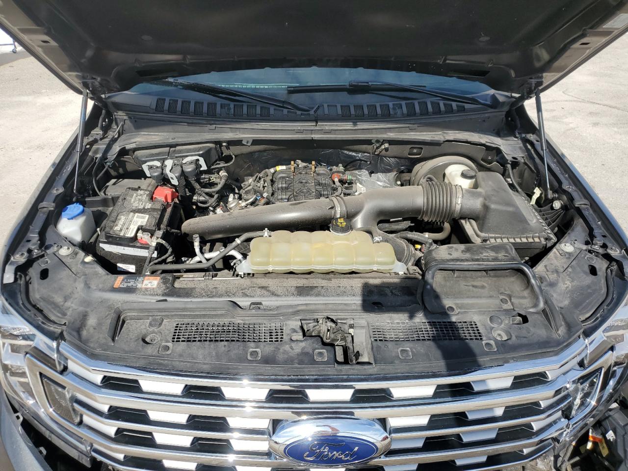 2021 Ford Expedition - Image 12