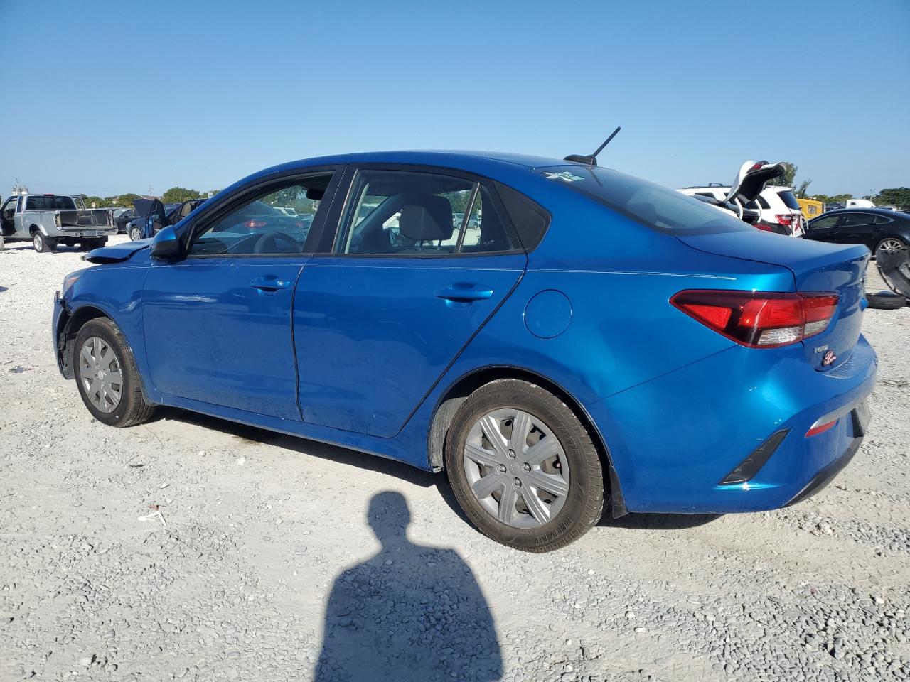2021 Kia Rio - Image 2