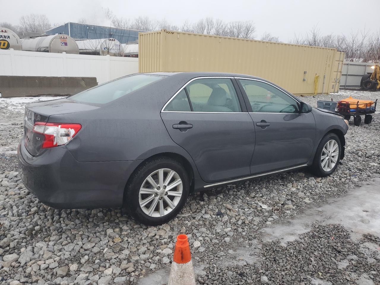 2012 Toyota Camry - Image 3