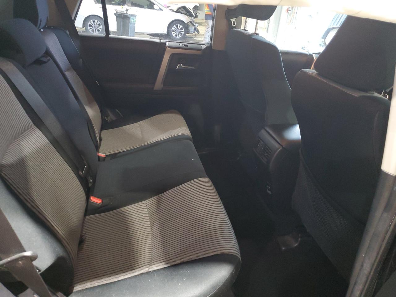 2016 Toyota 4Runner - Image 11