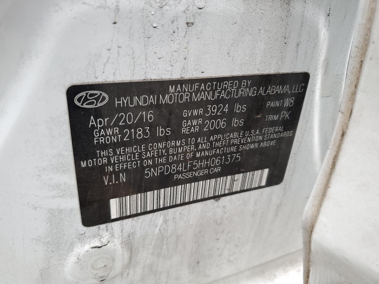 2017 Hyundai Elantra - Image 12