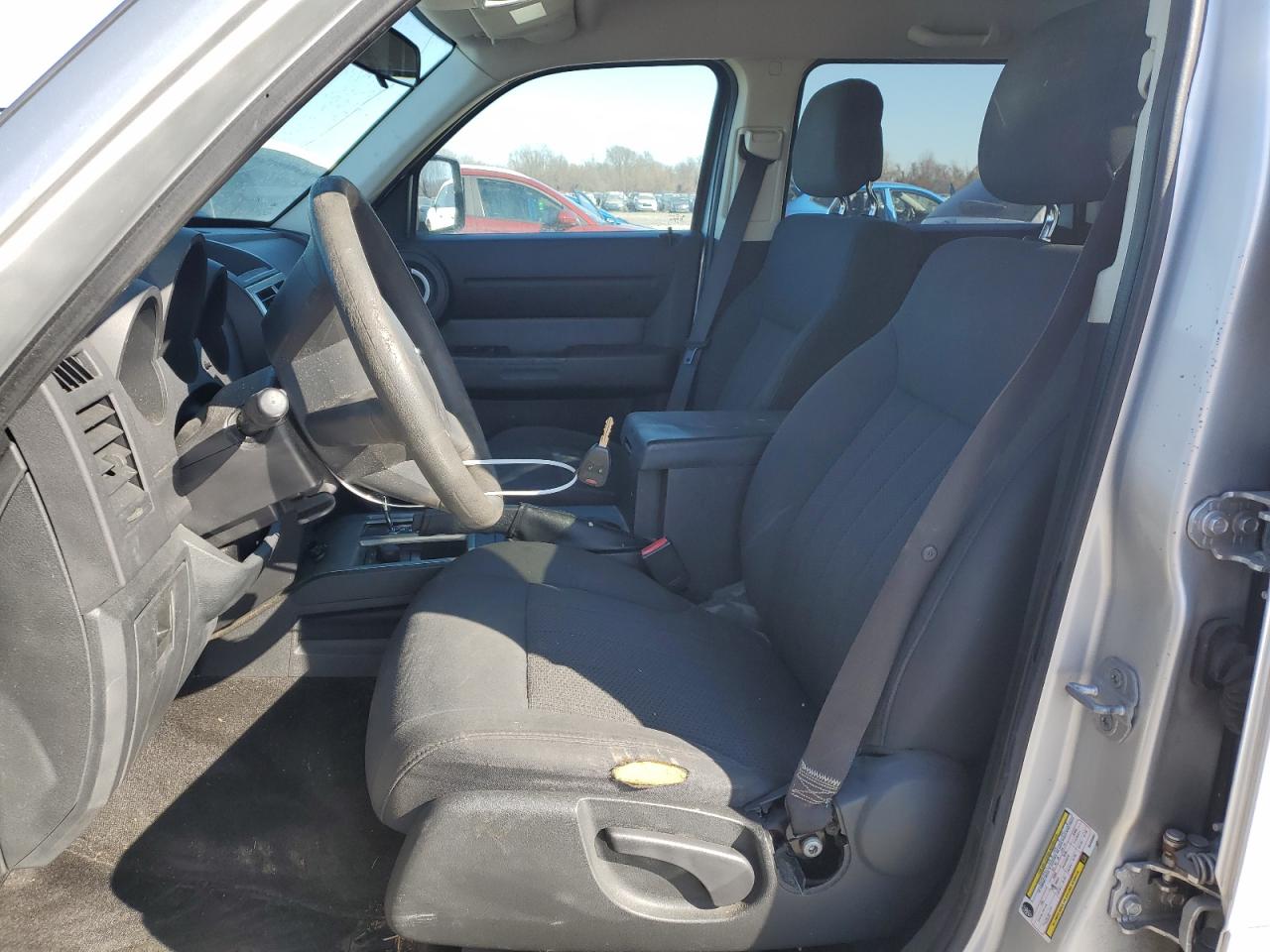 2011 Dodge Nitro - Image 7