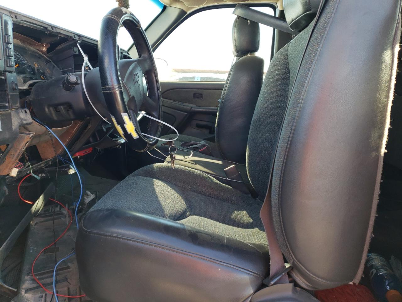 2003 Chevrolet Silverado - Image 7