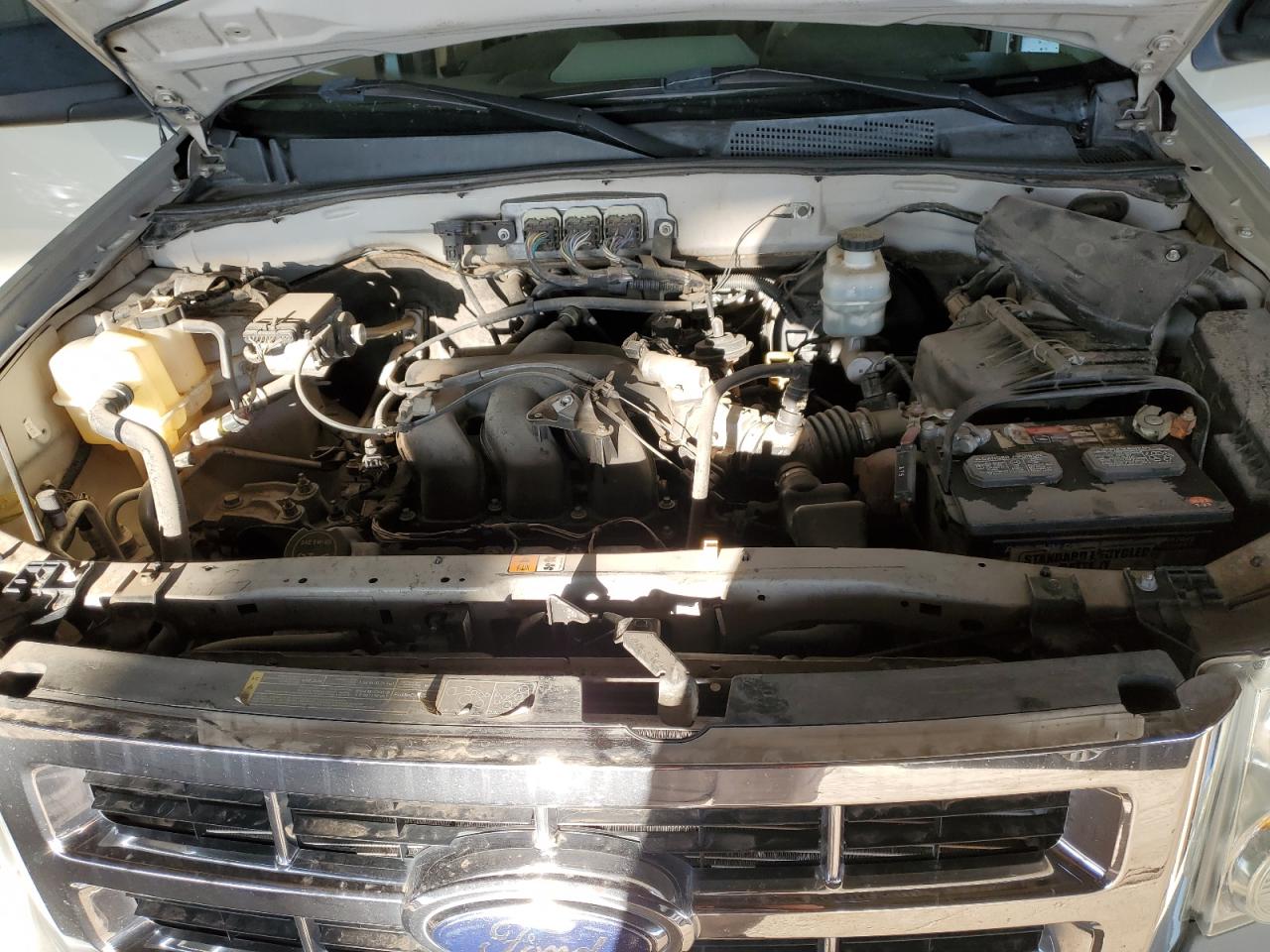 2008 Ford Escape - Image 13