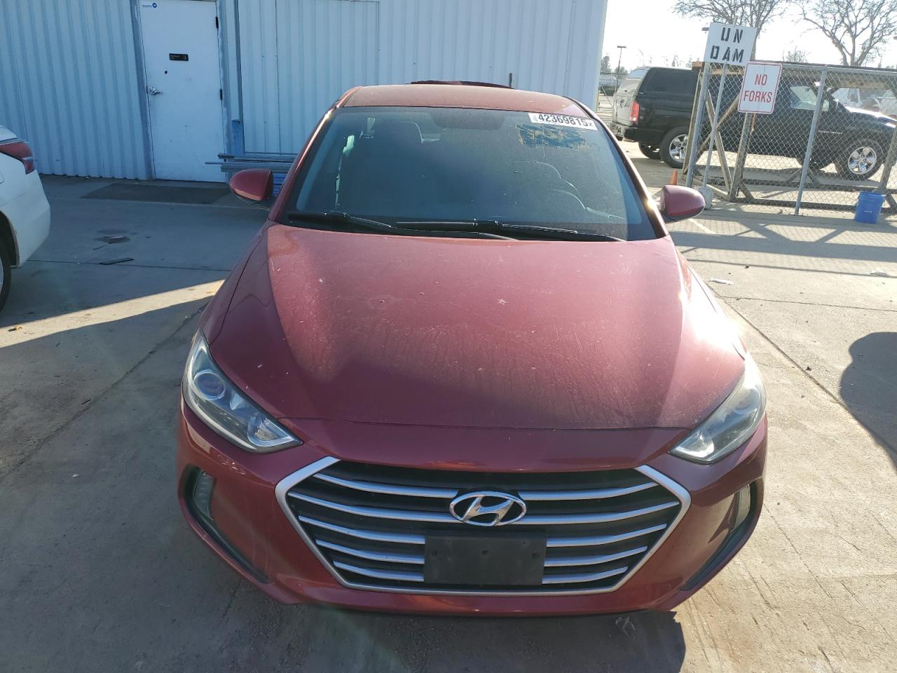 2017 Hyundai Elantra - Image 5