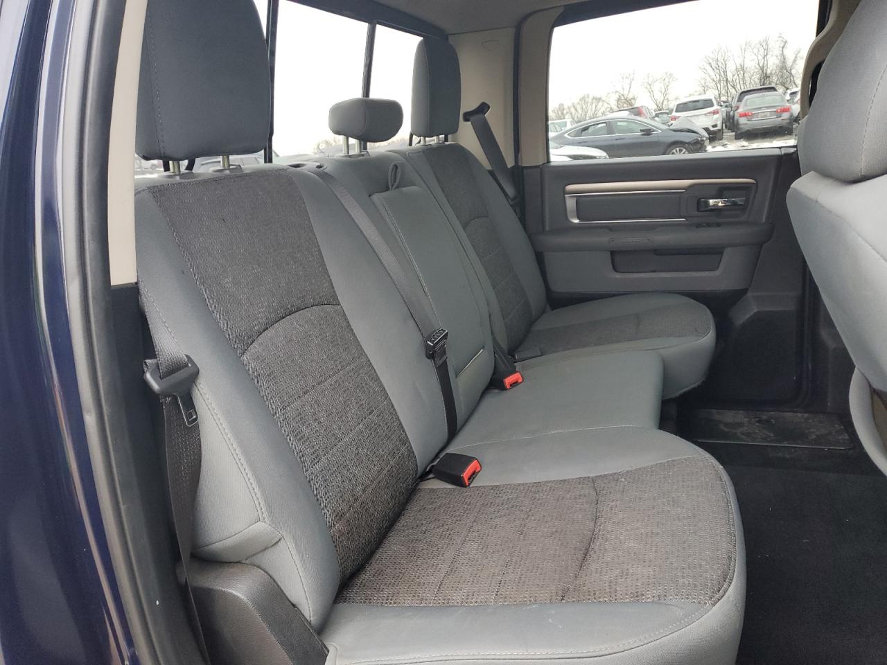 2016 RAM 1500 - Image 10